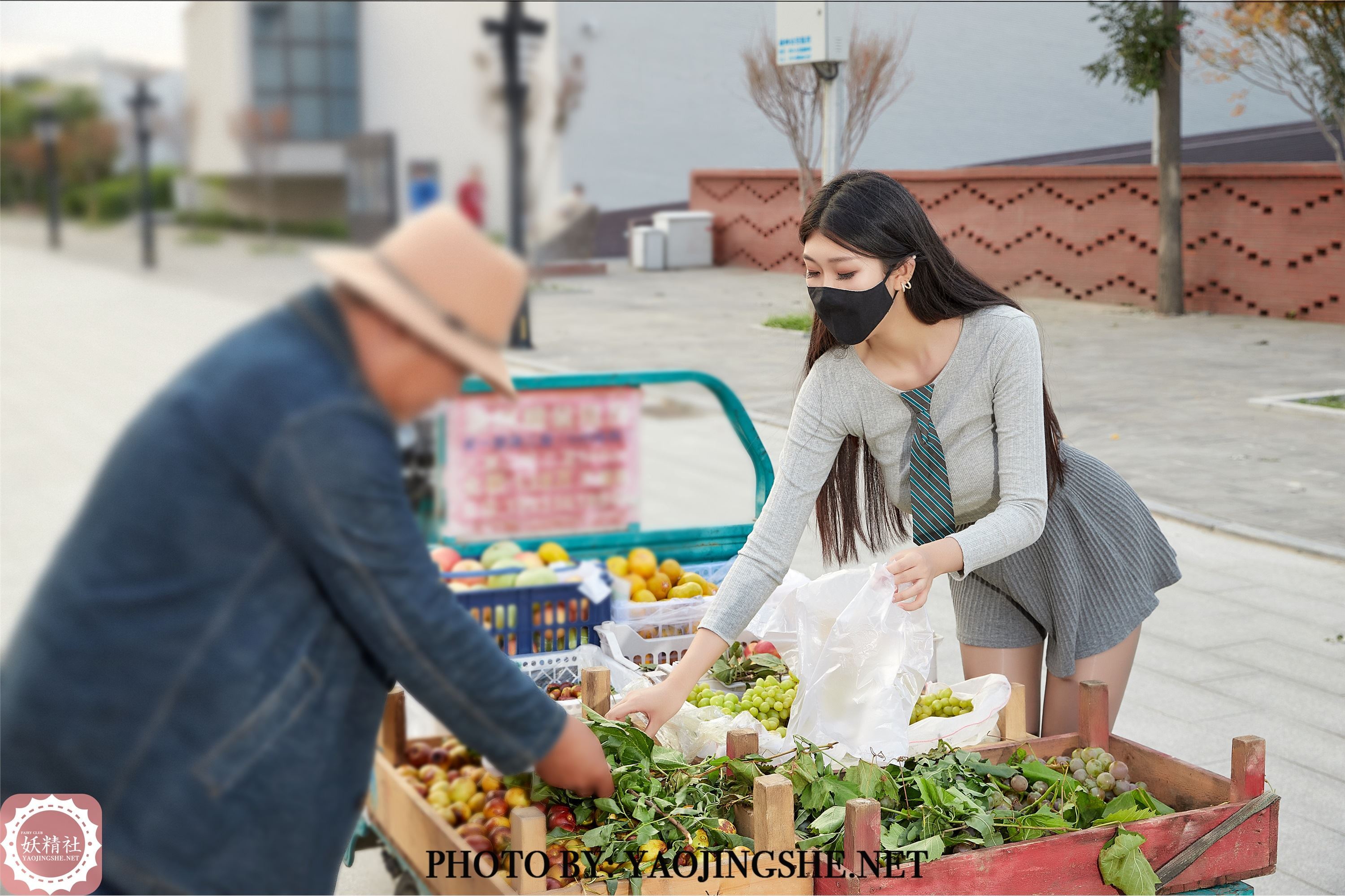 妖精社  2020.12.16 T2044《下班路上》苏伟